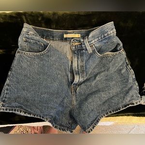 Levi high waisted mom shorts